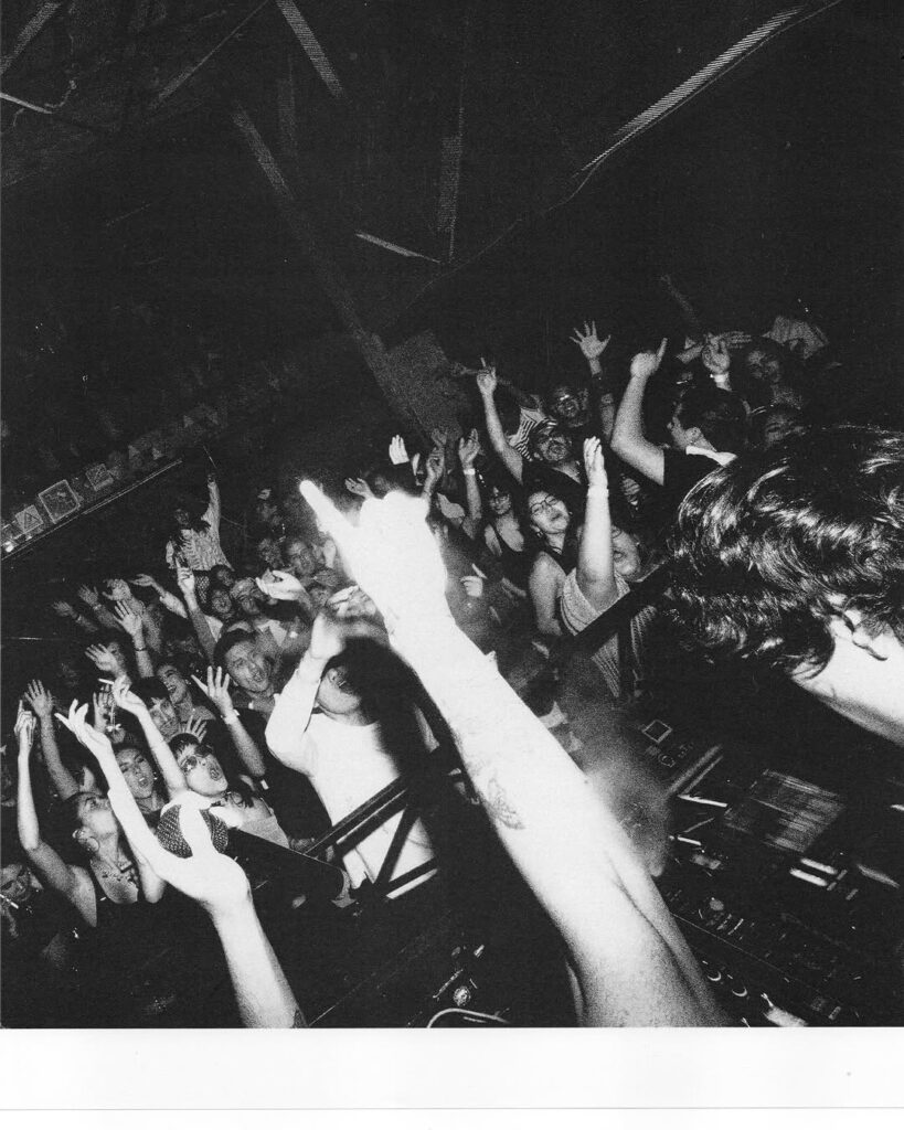 c3eda1f0 83e8 4e2b b5ec 30099245cbf7 c3eda1f0 83e8 4e2b b5ec 30099245cbf7